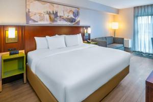 Comfort Inn East