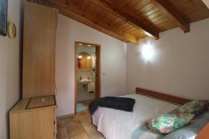 Oasis con piscina y jacuzzi para 4