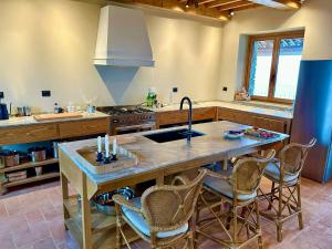 Luxury Cloud-Level Villa Near Roccaverano