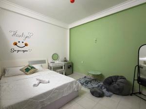 Pink Hotel