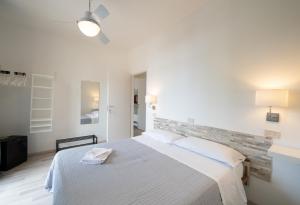 Stella Mare Rooms Food and Beach
