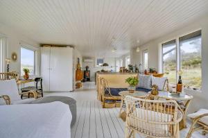 Nordisk Sommerhus I Klitterne Ved Rødhus