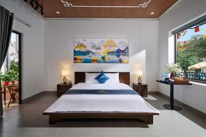 Hoa Lư - An Resort