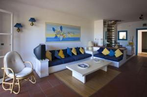 Private apartment - Private garden - Pool in Luxury resort