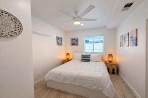 New Modern 1BR w Parking Steps to Bay & Boardwalk