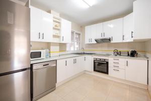 Costa Lago Garden - Los Alamos Beach Apartment