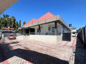 Golden Tours Hotel