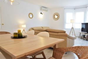 Beautiful 2 Bedroom Duplex