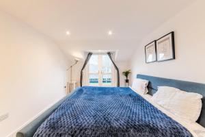 Rooftop - Sleeps 2 - Central - Paid Parking - WiFi