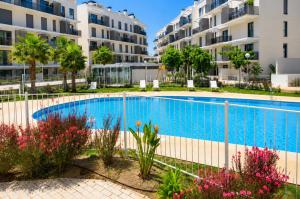 Marina Real 3 Apartment by NRAS