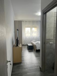 Paky S House