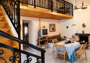 Vickys Sweet Home - Seaside Retreat in Evia