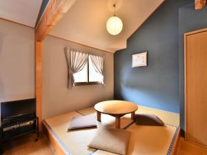 Forest Resort Cosmos
