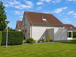 Rural holiday home with terrace