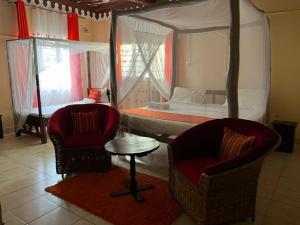 Kivuli Holiday Homes Limited