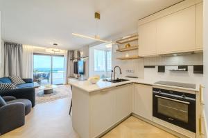 SeaShell Crown Luxury Suite