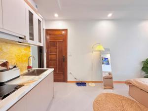 SmileHome Phan Ke Binh Hanoi Apartment near Lotte Center and the Japanese Embassy
