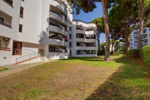 Two Bed Condominium in Vilamoura