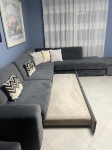 Beachfront Apartment Mali Robit