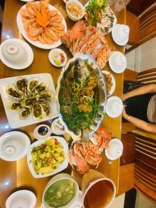 Khách Sạn Hoàng Phương Biển Hải Tiến