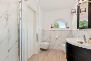 Luxury Oasis Garden Villa Isabella with Pool