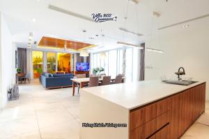 Villa 1602 Oceanami, Sát biển, Hồ bơi riêng, 837m2