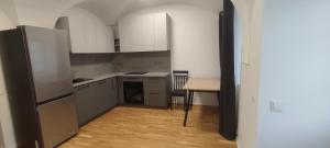 VS5-8 Old Town Apartment