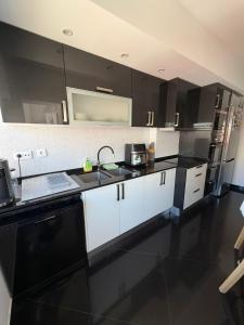 Cozy Apartment Almada