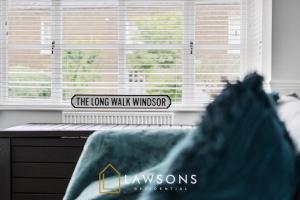 Stylish Windsor Stay, Steps from The Long Walk