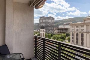 Vardar Waterfront Apartment by Sienna