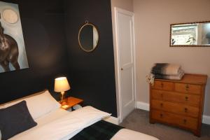 Heart of Harlech Retreat