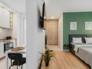 Golden Apartments Warsaw - Modern & Cozy, Towarowa Street