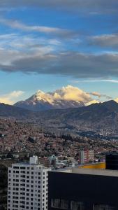 Vista impresionante, Famoso edificio Alameda en El Prado de La Paz