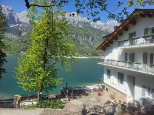 Lago Park Hotel