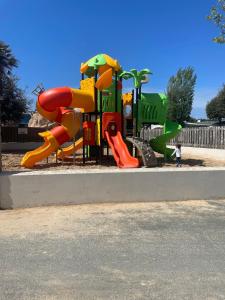 Camping à 300m de la plage La Pege