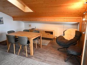 Apartment Chalet Waldchutz - Wohnung Anax by Interhome