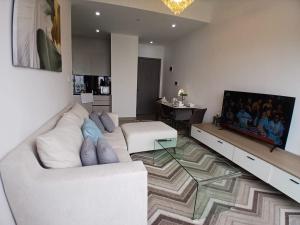 Pinecrest View Apartment