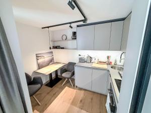 Apartment Skyline 214 by Interhome