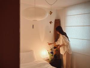 TEXTURE SEONGSU - K-Heritage Meets Trendy Seoul - Subway 3min - Private Floor 3BR - 5 Beds - Free Luggage Storage