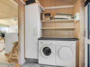 Holiday Home Bovi - 300m from the sea by Interhome