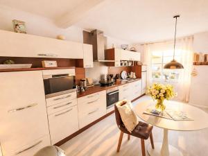 Holiday Home Huus an`t Dörpsdiek by Interhome