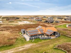 Holiday Home Doris - 150m from the sea by Interhome