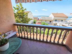 Apartment Wohnung in Crikvenica mit Terrasse und Grill by Interhome