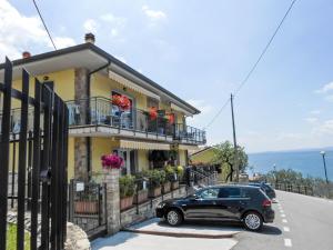 Apartment Blue by Interhome