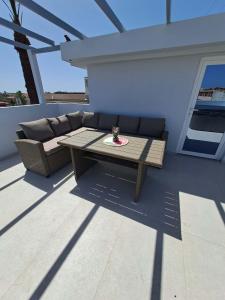 Acapulco Marinos Apartments- Adults Only