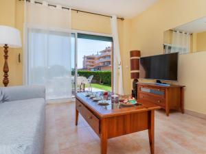 Apartment Port Pals family terrace & garden by Interhome