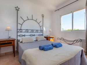 Apartment Port Pals family terrace & garden by Interhome
