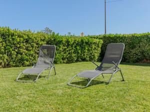 Apartment Port Pals family terrace & garden by Interhome