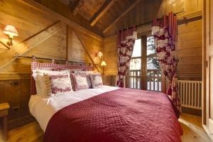 Nepenthe - beautiful ski-in ski-out 3 bed in exclusive location in Val dIsere