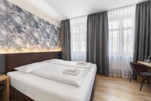NEU - Sona Design Rooms - CITY CENTER -